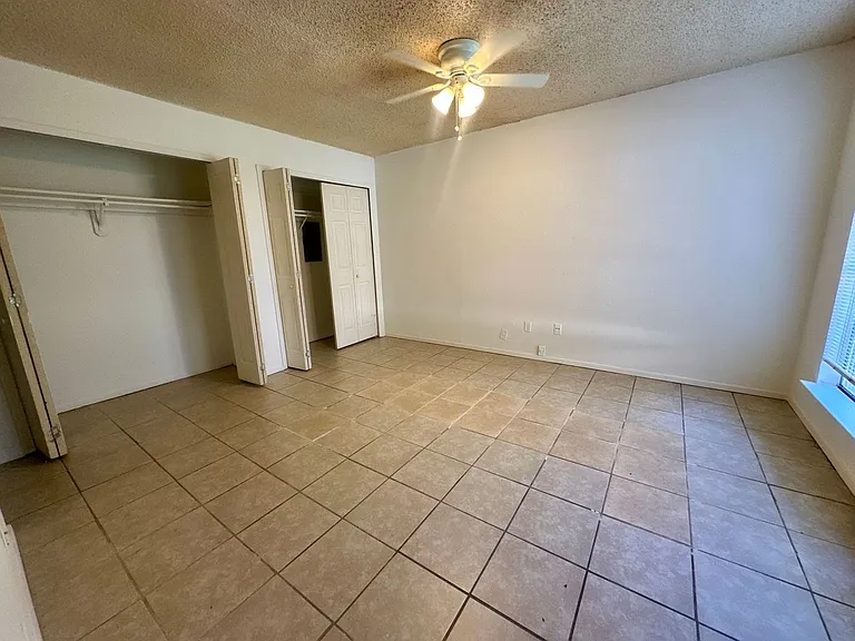 11506 Meadow Pines Ct #B — Photo 14