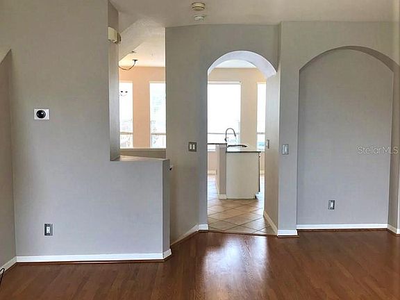 5th image of 3047 Pointeview Dr