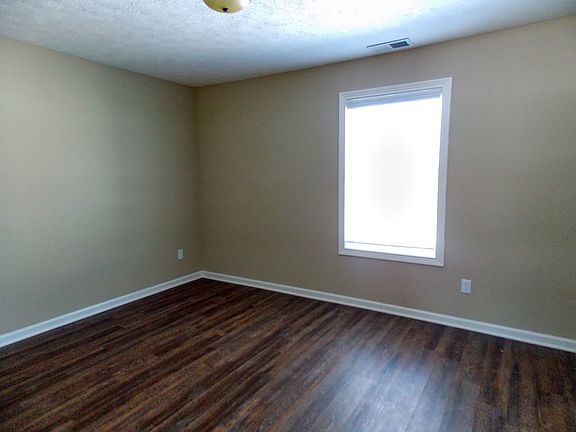 4th image of 216 Gayle Way #1