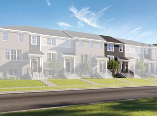 184 E Berkshire Dr, Crystal Lake, IL 60014