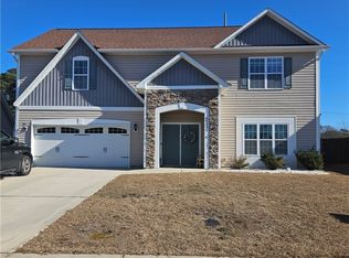 3233 Point Crossing Pl, Fayetteville, NC 28306