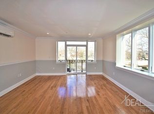 566 19th Brooklyn, Brooklyn, NY 11251