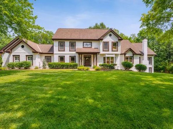 970 Arlington Oaks Ter, Chesterfield, MO 63017