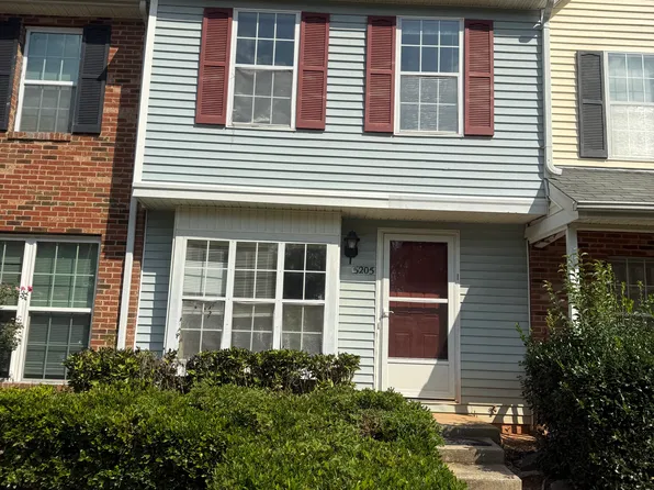 6205 Windsor Gate Ln, Charlotte, NC 28215