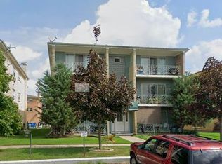 11195 S Roberts Rd #1N, Palos Hills, IL 60465