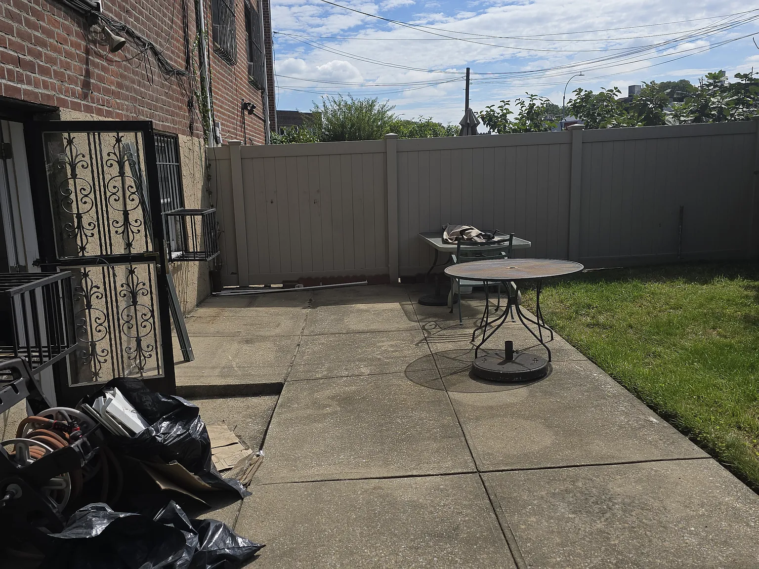 69-08 Ditmars Boulevard — Photo 4