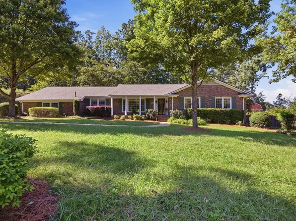 101 Jamestown Dr, Greenville, SC 29615