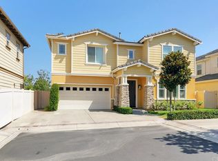 306 Summit Crest Dr, Lake Forest, CA 92630