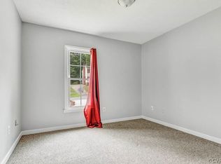 11041 Rufford Rd, Chester, VA 23831