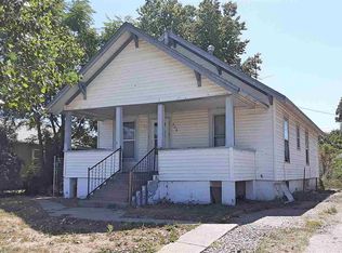 908 W 9th St, North Platte, NE 69101