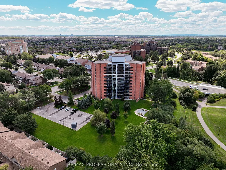 2665 Windwood Dr #1102 — Photo 31