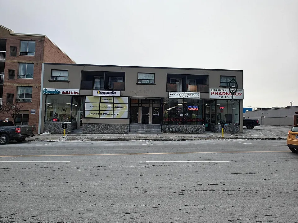 492 Kerr St #9