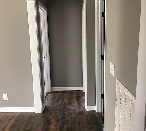 4th image of 103 Martha St
