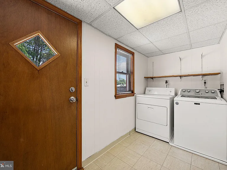 409 W 20th St #2 — Photo 18