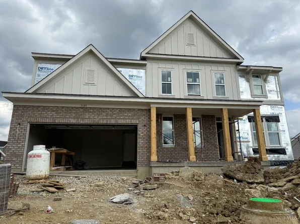 5165 Rowan Dr, Green Township, OH 45247