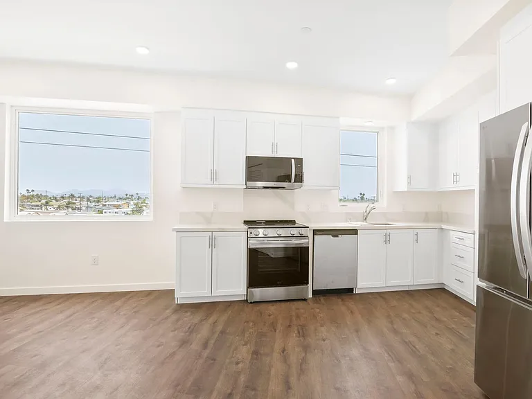 4505 Illinois Street - North Park's Newest Boutique Upscale Apartments — Photo 24