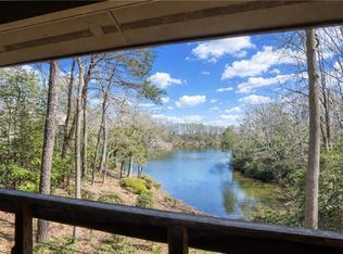 50 E Villa Ridge Dr #7, Hartfield, VA 23071