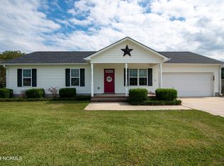 309 Shadyrock Path, Richlands, NC 28574