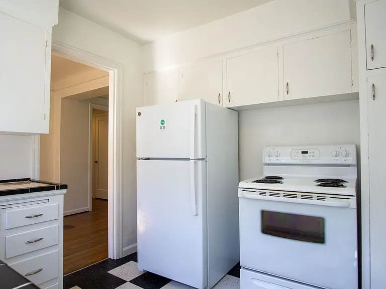 1818 NE 17th Ave #6 — Photo 9