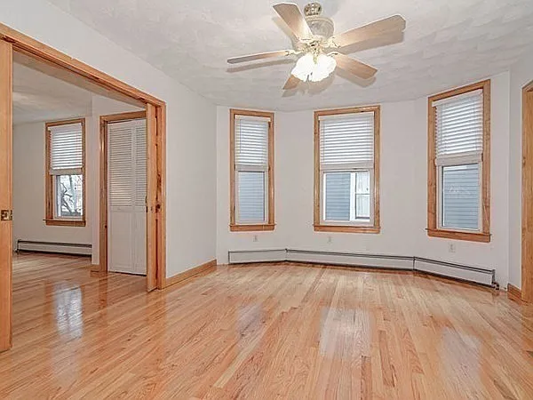 24 Burnside Ave #24 — Photo 10