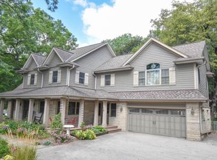 19030 W Norwood Dr, New Berlin, WI 53146