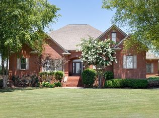 3407 Cypress Ln, Muscle Shoals, AL 35661