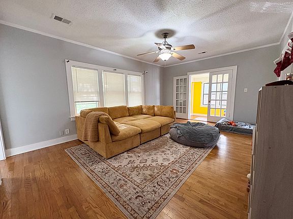 4th image of 3615 Wyoming St APT 2