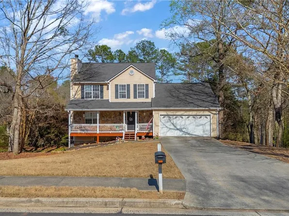 5111 Meridian Lake Dr, Monroe, GA 30655