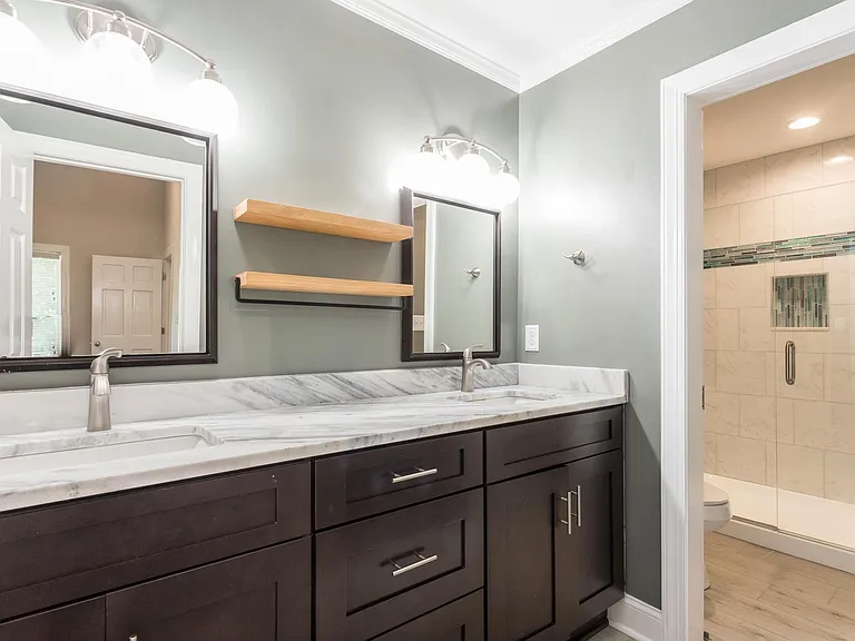 Master Bathroom & Walk in Glass Shower