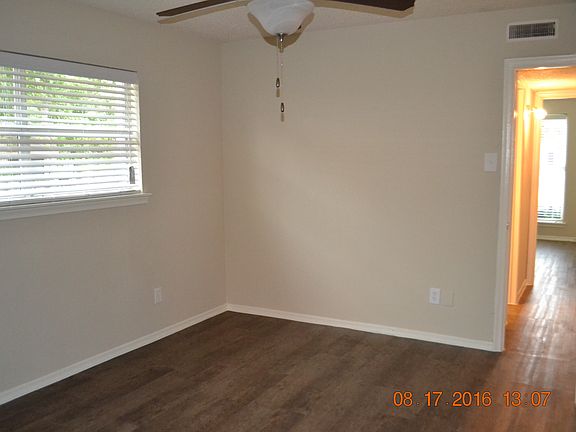 4th image of 1000 Grigsby Ave APT 101