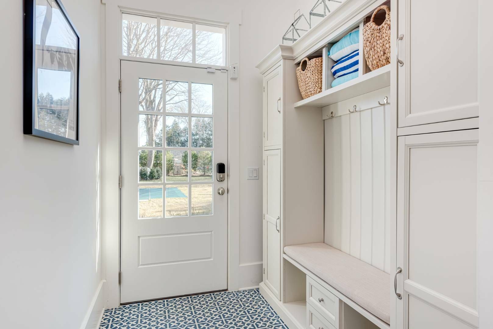  MUDROOM TO BACK YARD