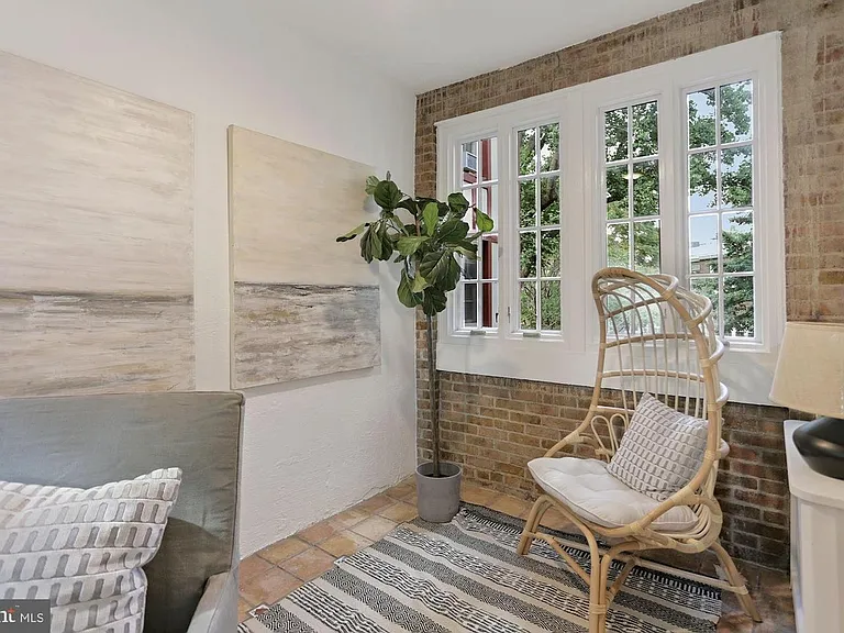 1705 Lanier Pl NW #304 — Photo 24