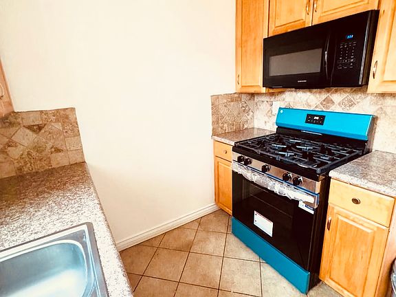 3rd image of 303 W Verdugo Ave APT 206