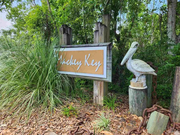 2155 Ander Way, Pensacola, FL 32514