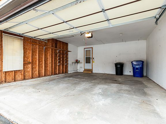 4th image of 933 E Windfield Pl APT B