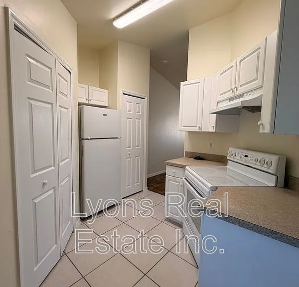764 Gallo Ave S — Photo 8