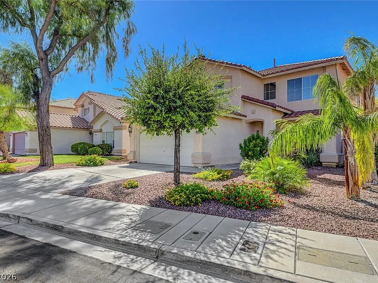 1482 Arroyo Verde Dr — Photo 2