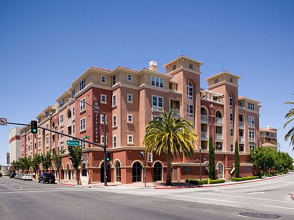 5th image of 1 Maple St APT 2307