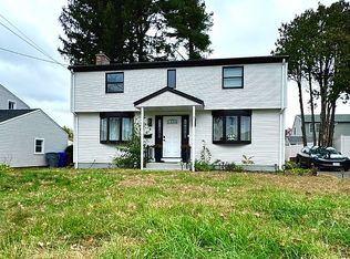 32 Mathewson Ave, Enfield, CT 06082