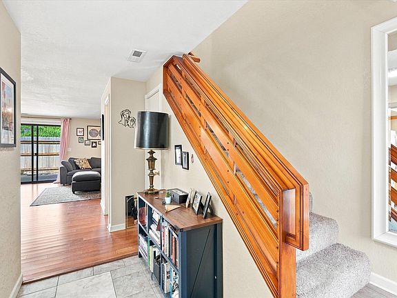 4th image of 1111 Stevens St APT 5