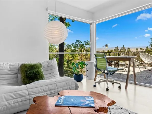 2020 Southridge Dr, Palm Springs, CA 92264