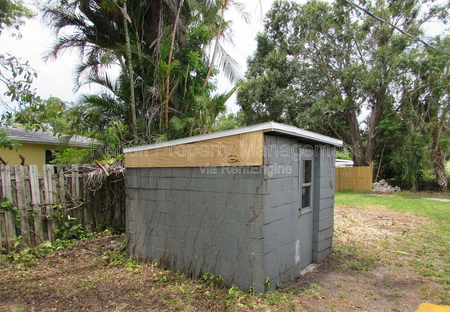 2 bed, 1.0 bath, 616 sqft, $1,199 — Photo 2