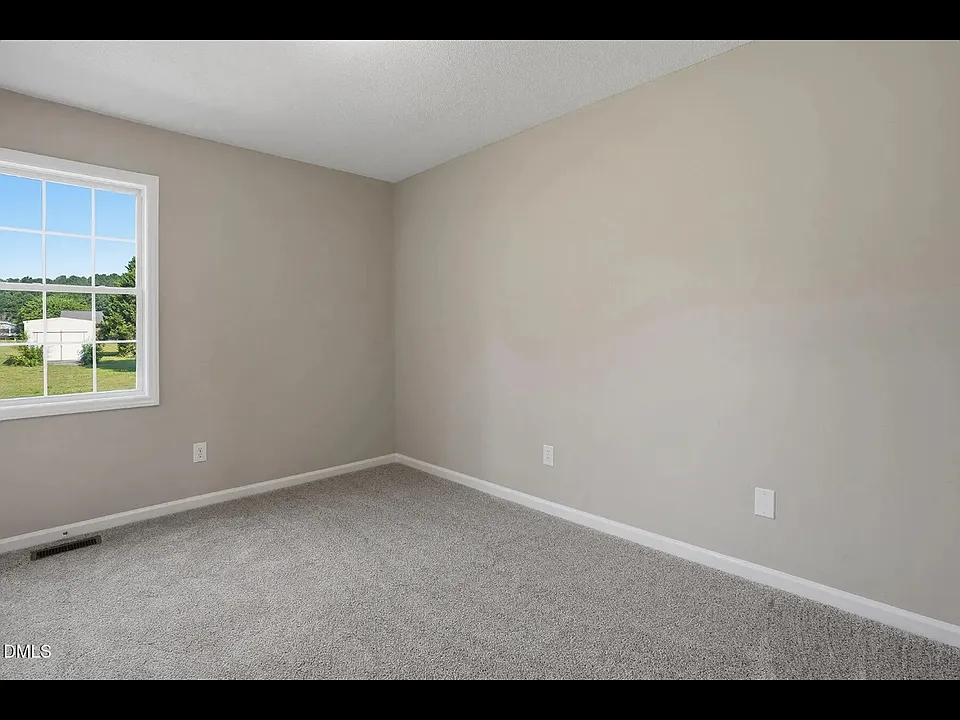 114 Serenity Dr