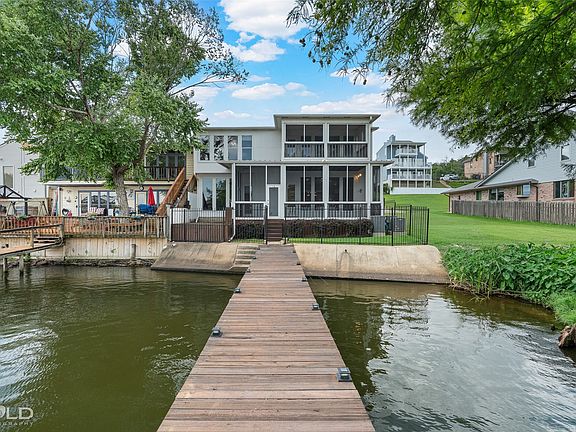 2nd image of 5705 Lakefront Dr