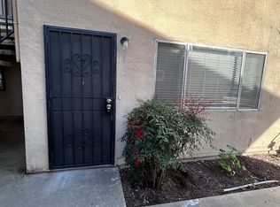 116 W Murray Ave APT B, Visalia, CA 93291