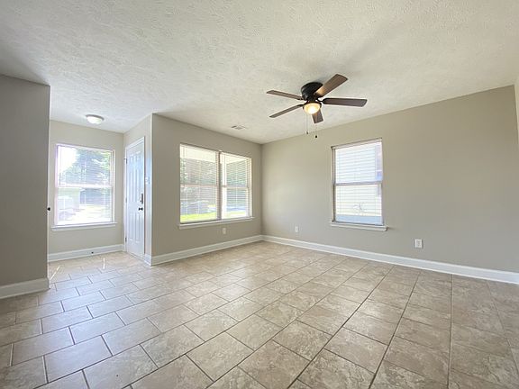 2nd image of 312 Bellewood Ln APT A