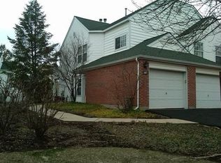 107 Hampton Blvd, Lake Bluff, IL 60044