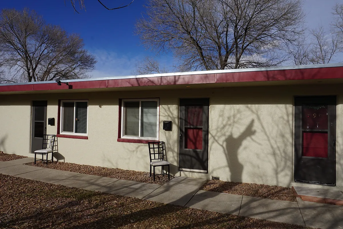 Building Photo - 214 S Wahsatch Ave #5