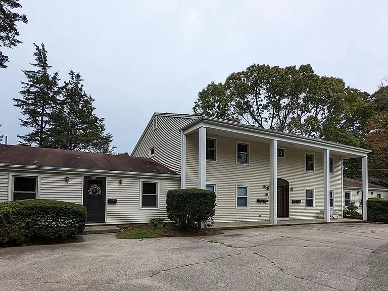 33 Duck Cove Rd #D — Photo 1