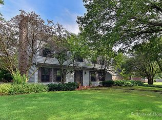 430 Cobblestone Dr, Aurora, IL 60506